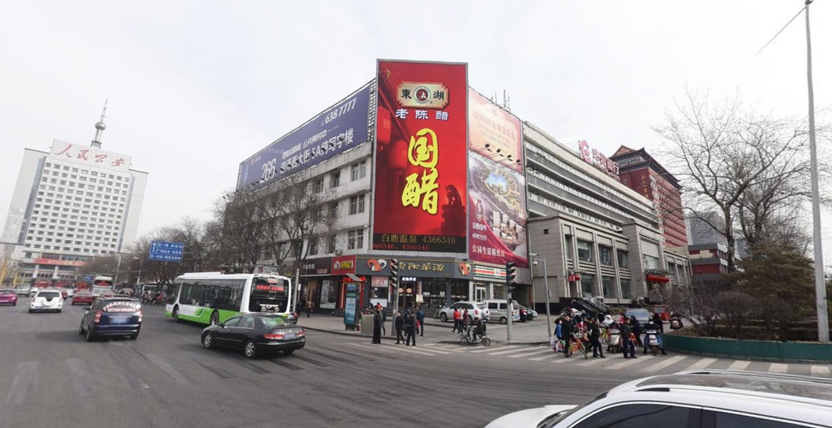 太原迎（yíng）澤大街五一廣（guǎng）場室外全彩色顯示（shì）屏