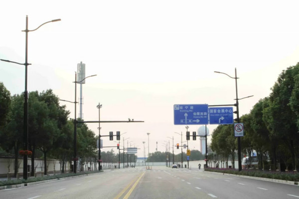 三（sān）思智慧科技產品助力上海進博會