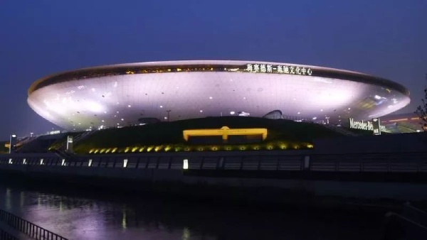 上海（hǎi）梅賽德斯奔馳文化中心建築