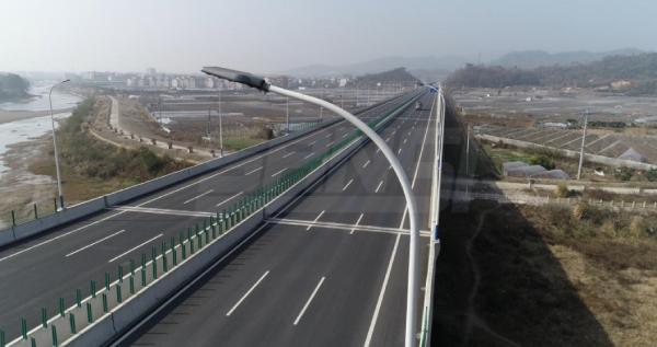 351國（guó）道浦江段道路照明