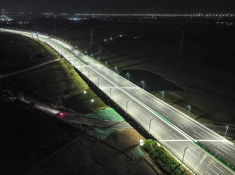 金義中央大道（dào）通車,www.91智慧綜合杆,道路照明係統方案,點亮23公（gōng）裏（lǐ）智慧公路