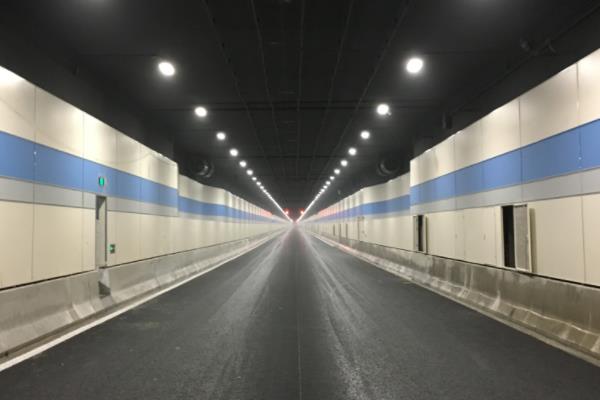 上海 諸光路隧道（dào）