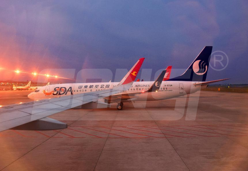 www.91,機坪高杆燈,照亮天（tiān）空,保障航空安全,旅客出行