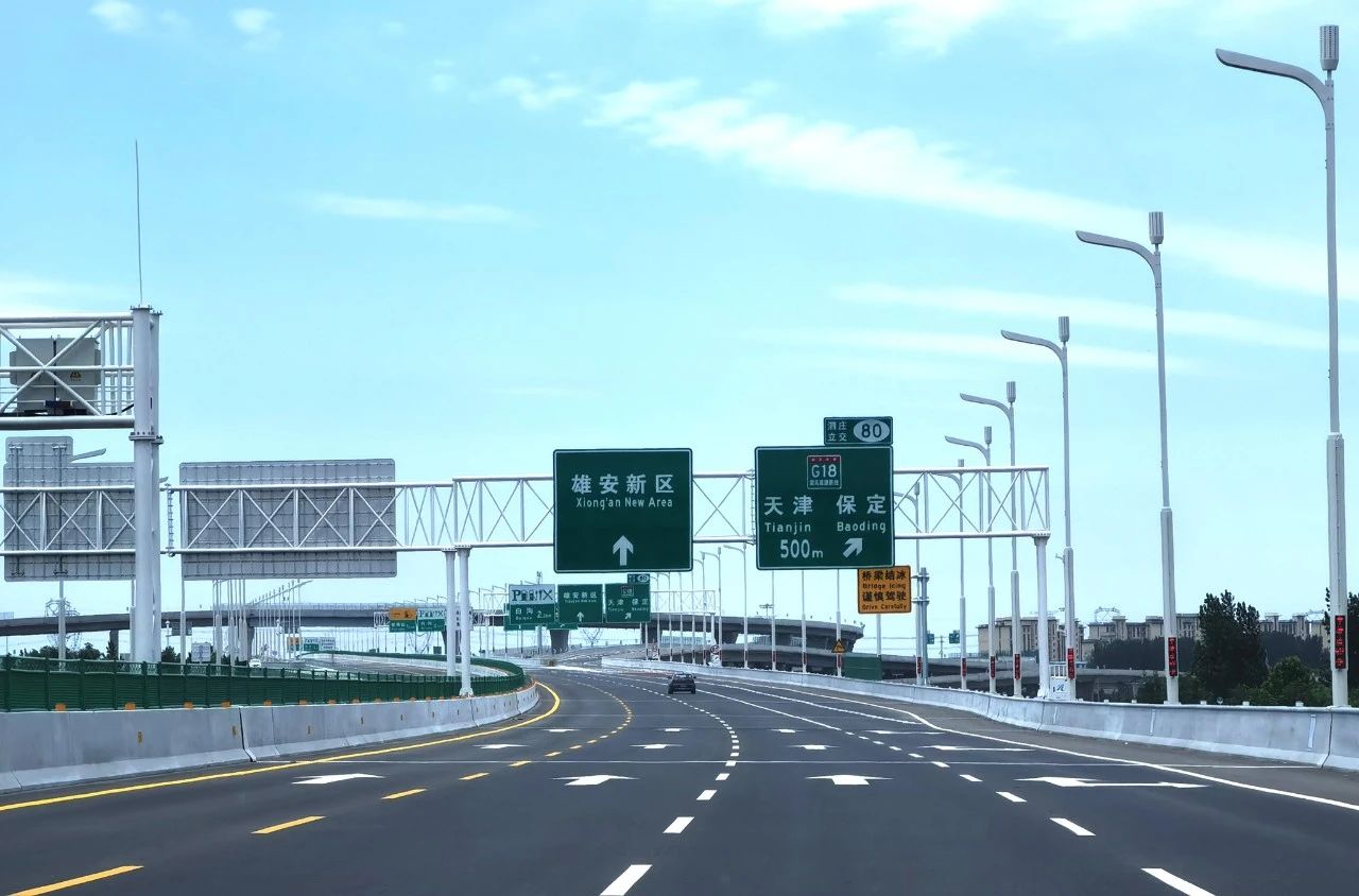 央（yāng）視聚焦丨（shù）京雄高速自動駕駛測試（shì），www.91智慧交通係統構築大數據核心設施