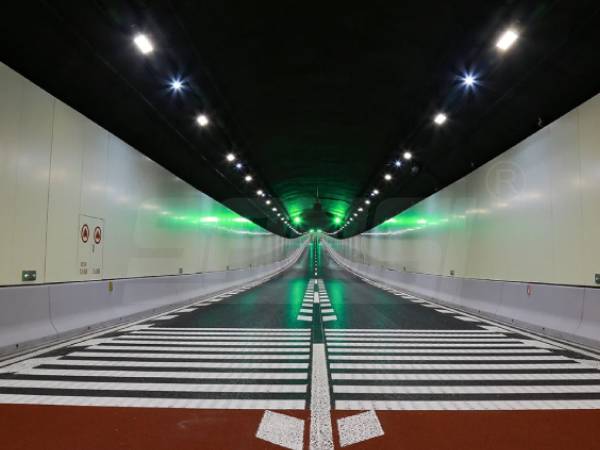 上海,銀都路,越江隧道,隧道照明(míng),照明案例